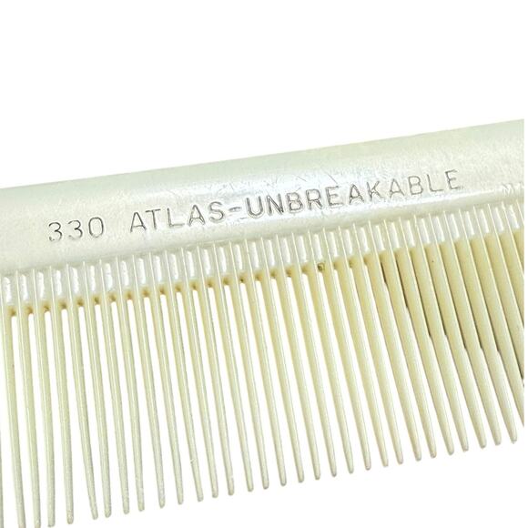 Atlas Unbreakable Vintage White Hair Comb 330 Rat Tail Teasing Retro 70s 80s - Picture 2 of 4